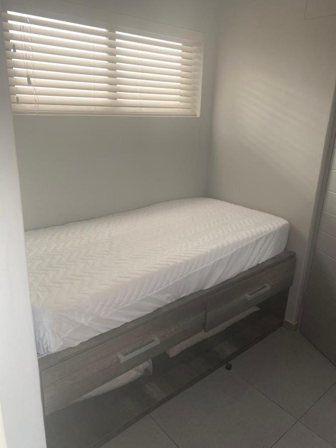 Apartment 32, Bay View Suites Langstrand Kültér fotó